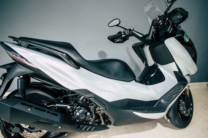 Moto Image