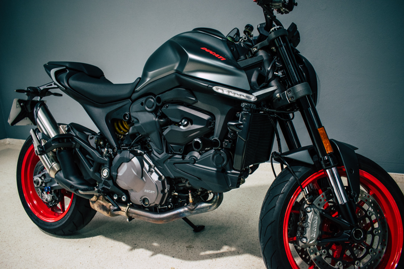Moto Image