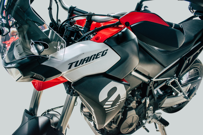 Moto Image