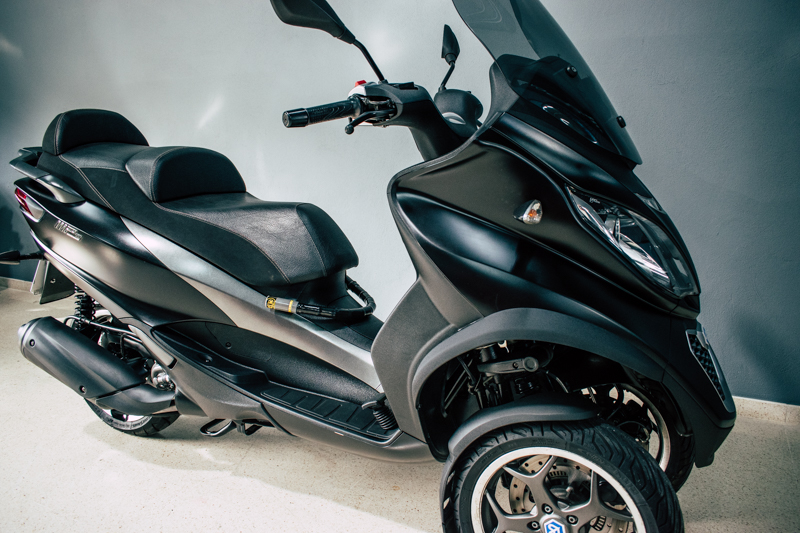 Moto Image