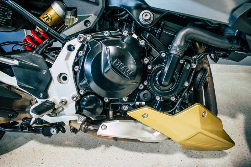 Moto Image