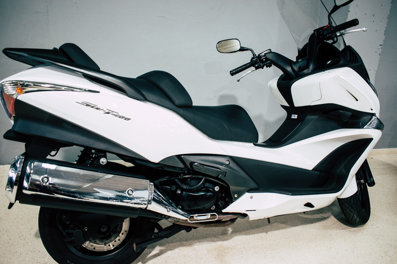 Moto Image