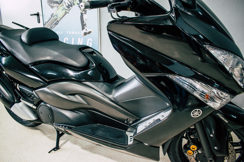 Moto Image