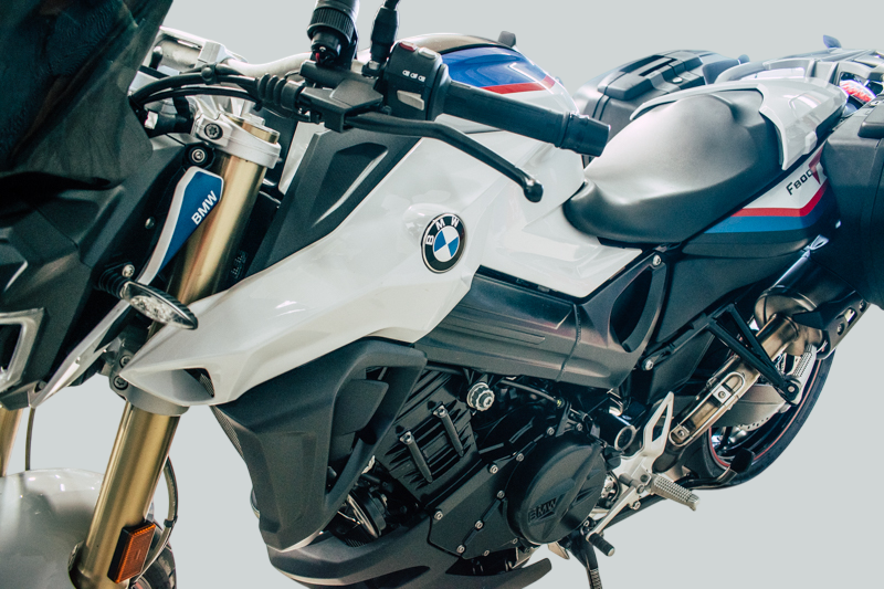 Moto Image