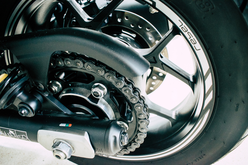 Moto Image