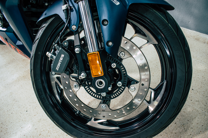 Moto Image