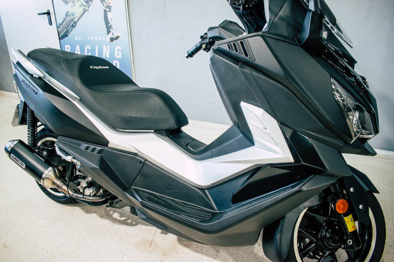 Moto Image