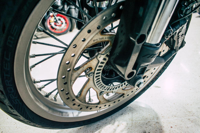 Moto Image