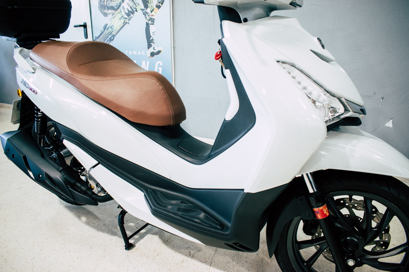 Moto Image
