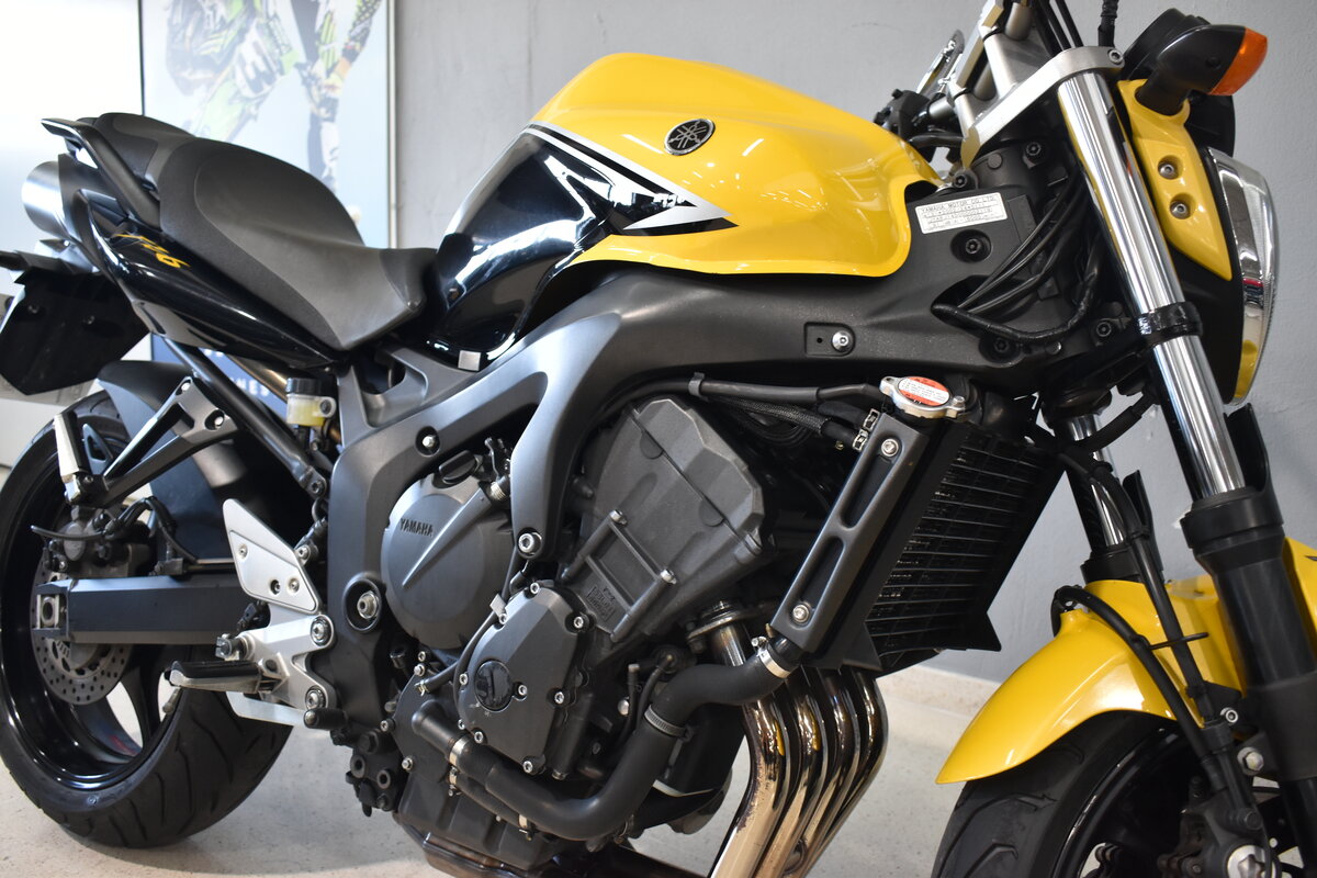 Imagen de YAMAHA FZ6 S2