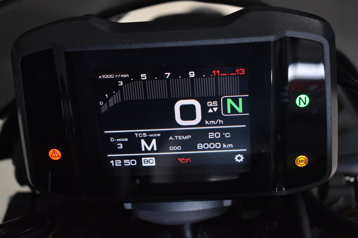 Imagen de YAMAHA MT-09 SP
