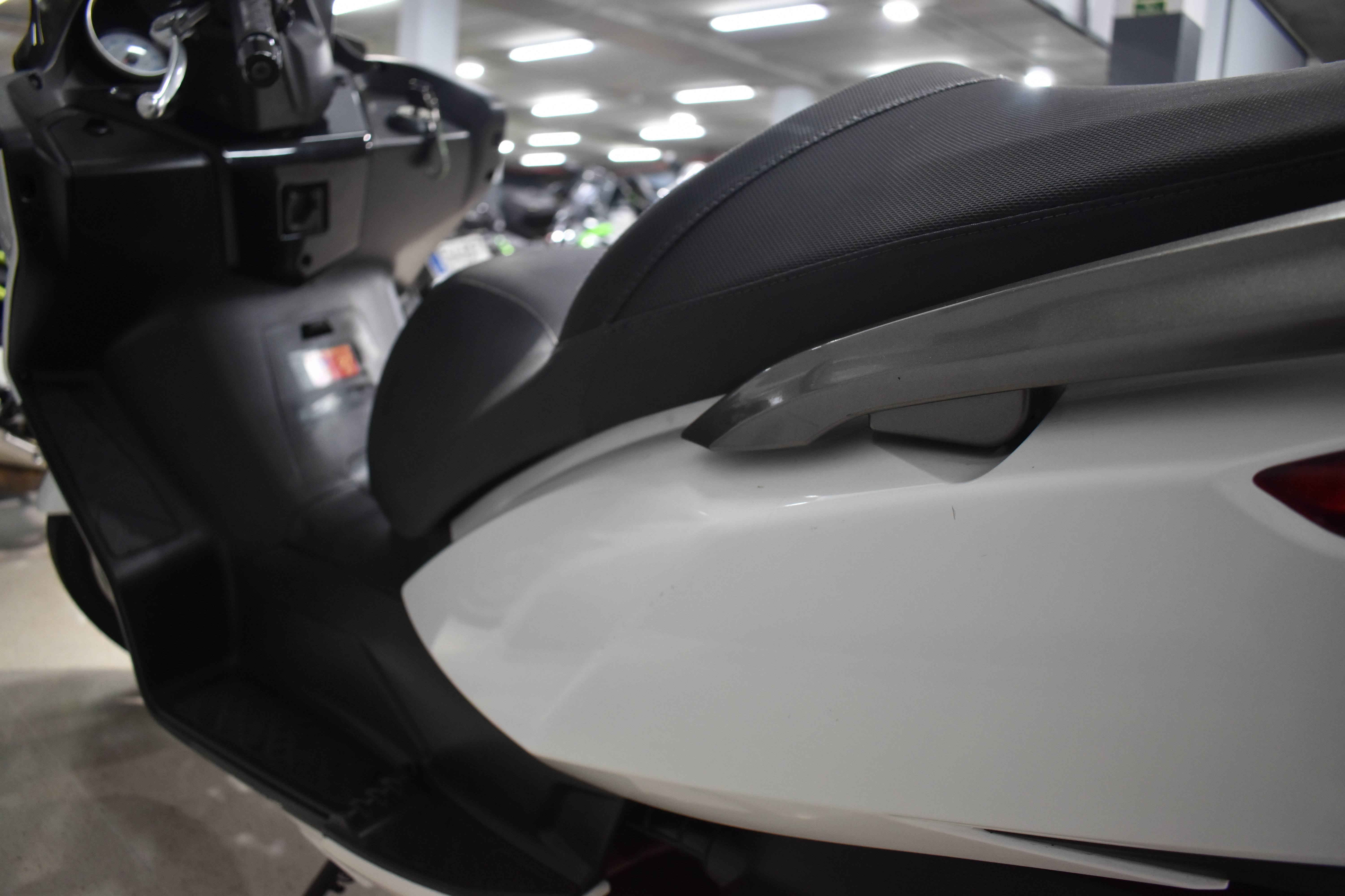 Imagenes de KYMCO SUPER DINK 125
