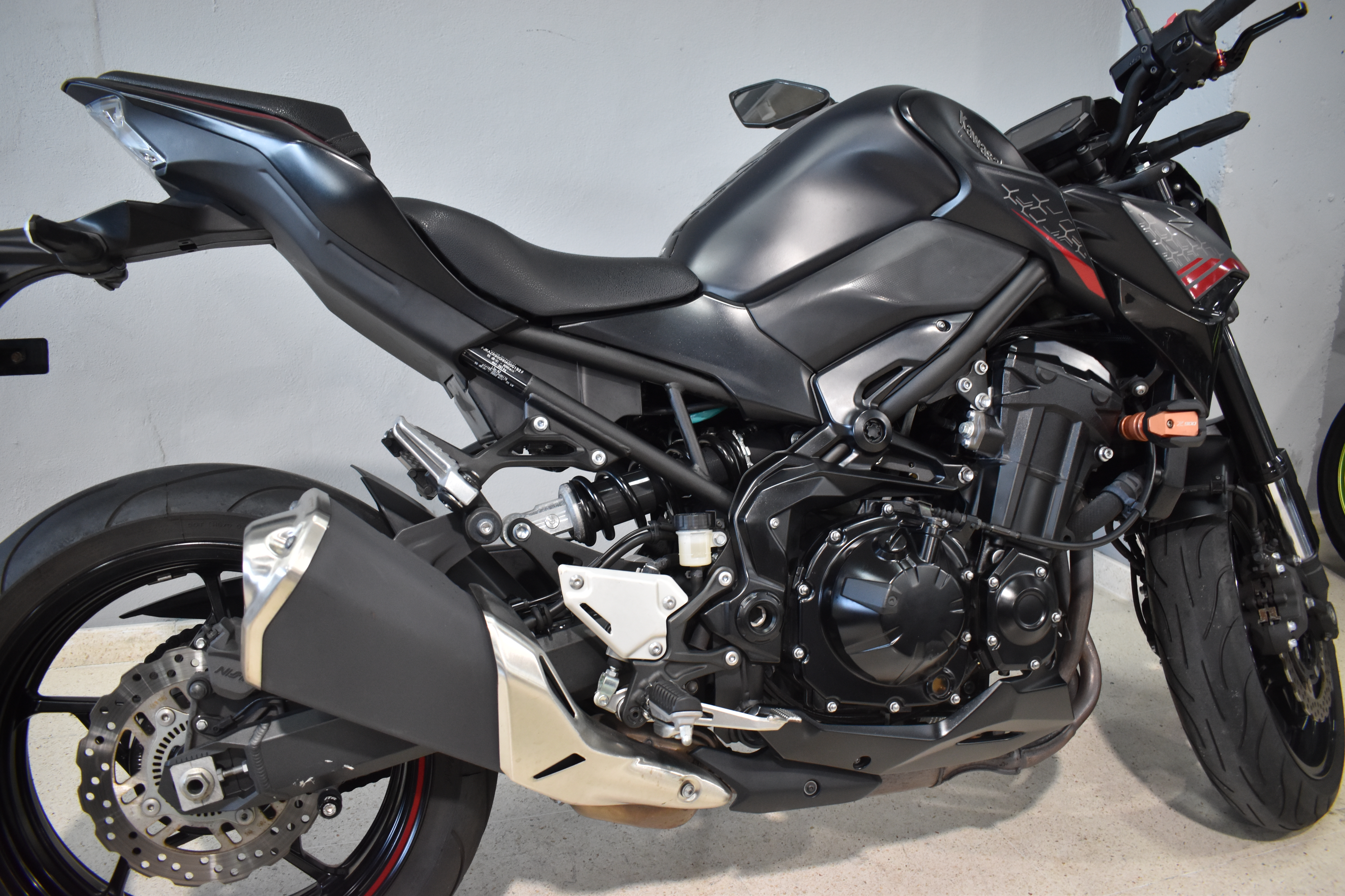 Imagenes de KAWASAKI Z 900 A2 20 - NEGRO