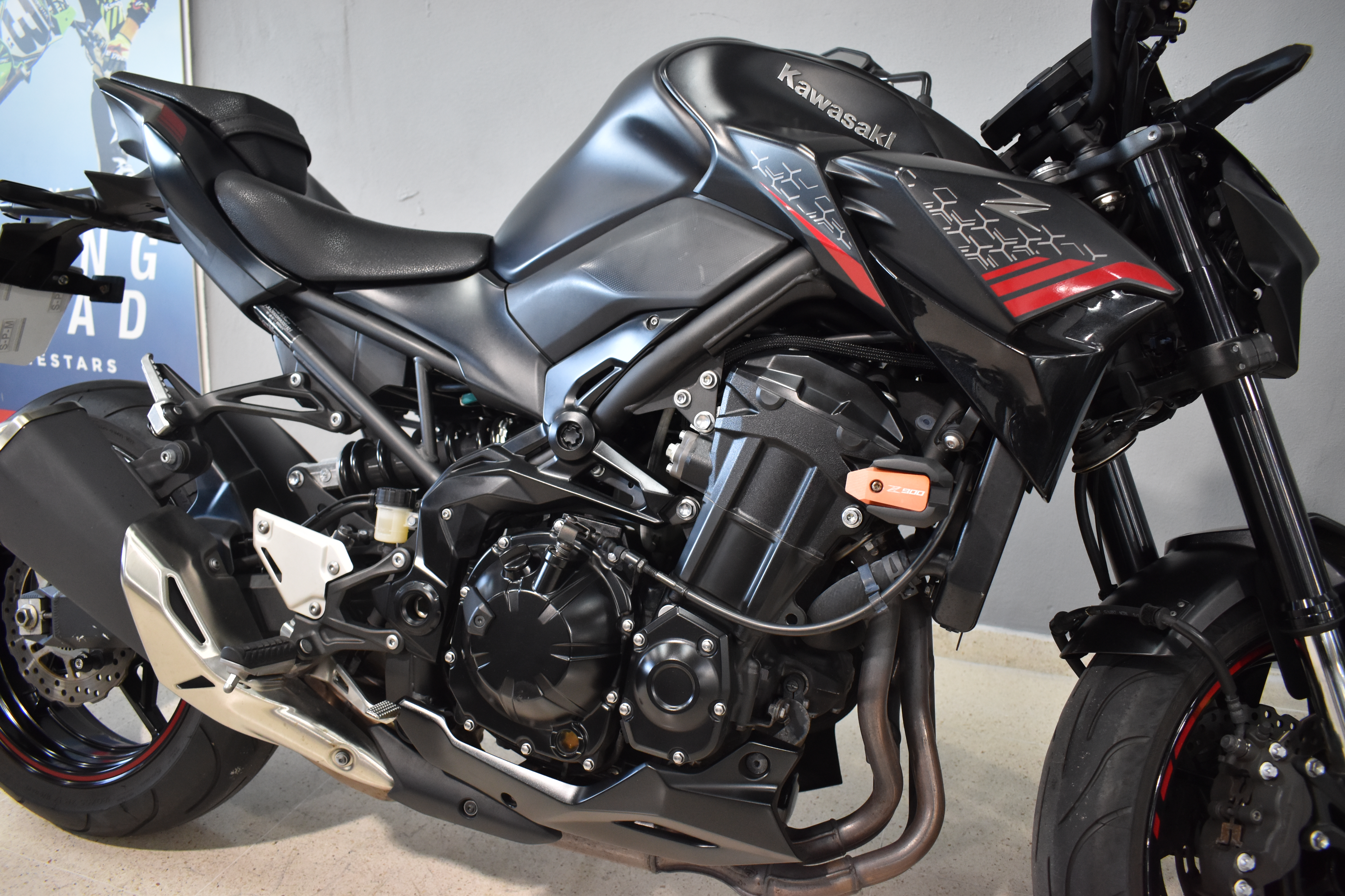 Imagenes de KAWASAKI Z 900 A2 20 - NEGRO