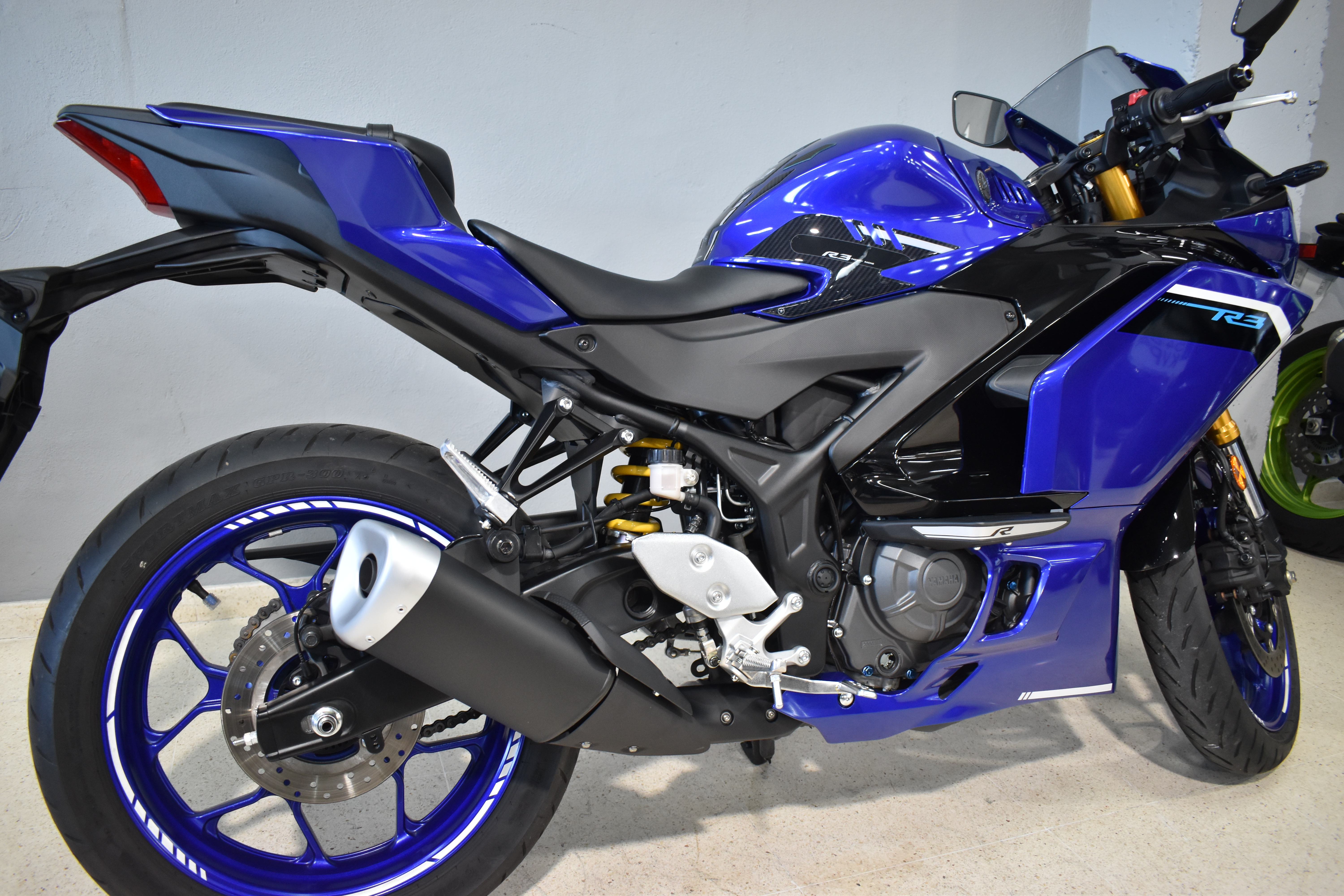 Imagenes de YAMAHA R3 (YZF 320) 25 - AZUL