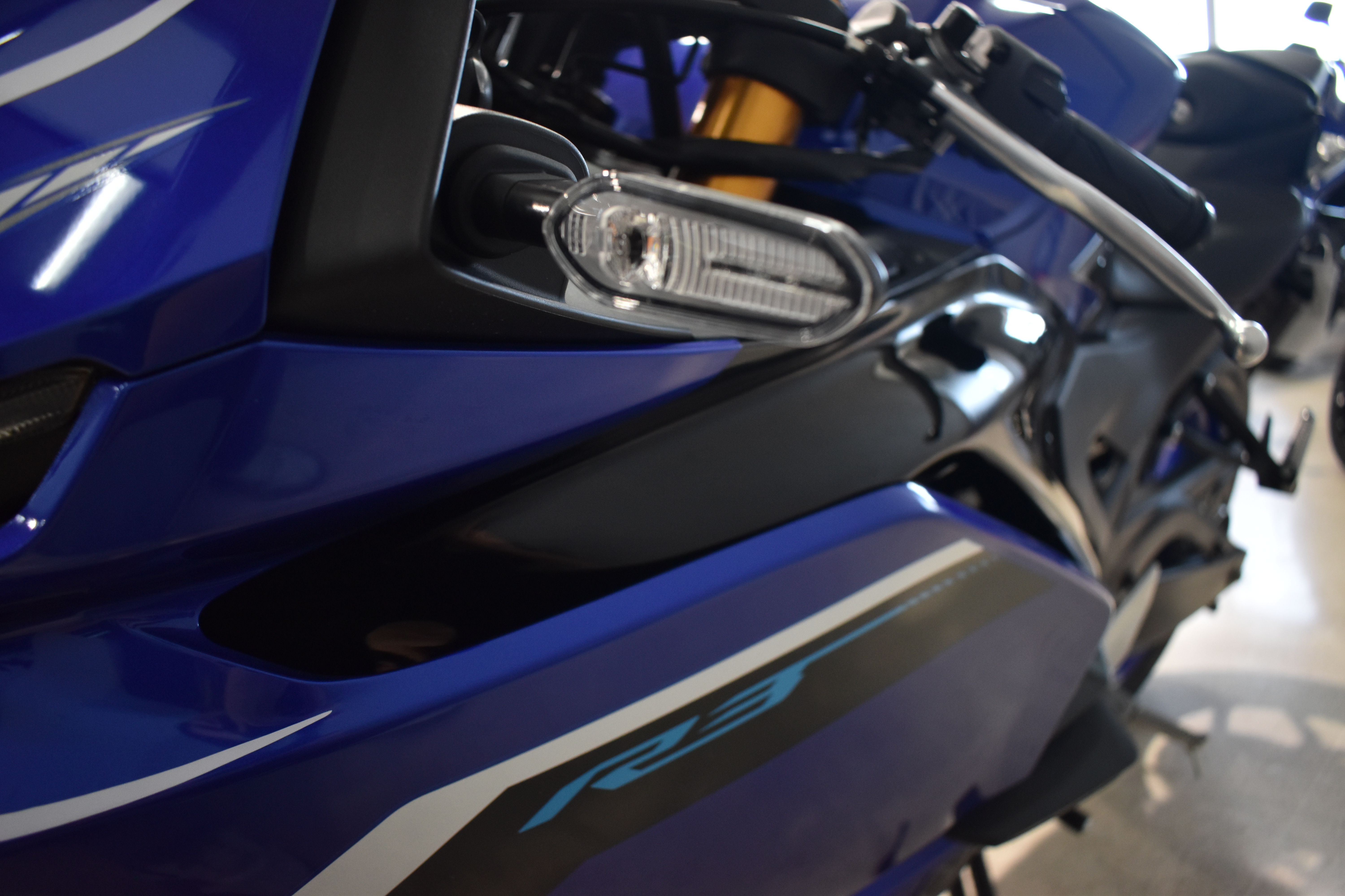 Imagenes de YAMAHA R3 (YZF 320) 25 - AZUL