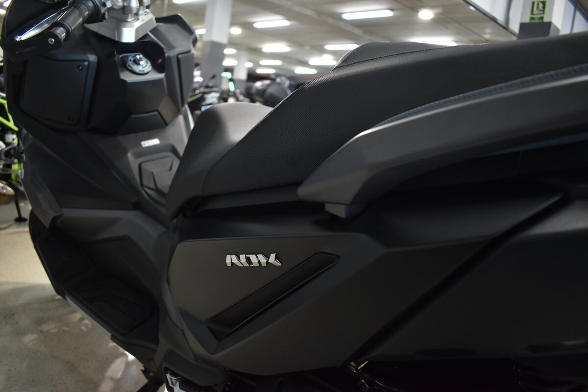 Imagenes de SYM ADX 300 TCS