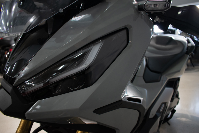 Imagen de HONDA X-ADV 750 - 2023 (ADV750P) - GRIS MATE METALIZADO