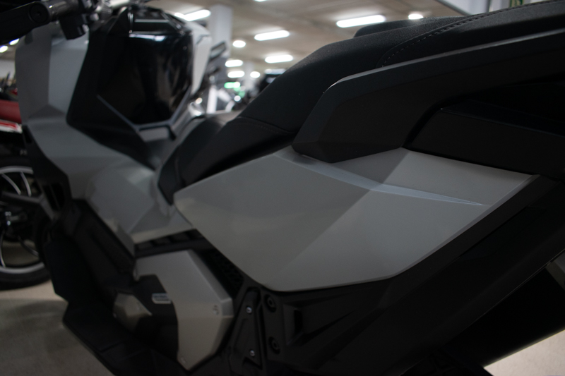 Imagen de HONDA X-ADV 750 - 2023 (ADV750P) - GRIS MATE METALIZADO