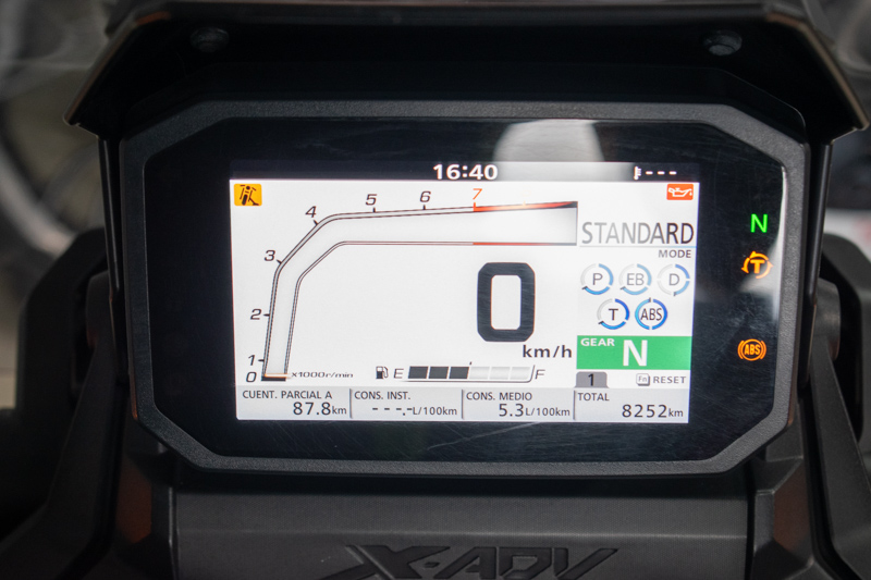 Imagen de HONDA X-ADV 750 - 2023 (ADV750P) - GRIS MATE METALIZADO