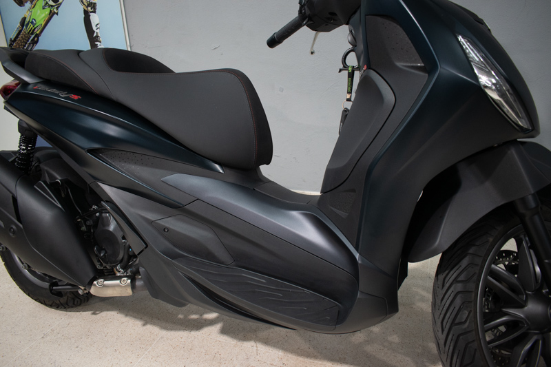 Imagen de PIAGGIO BEVERLY 400 HPE