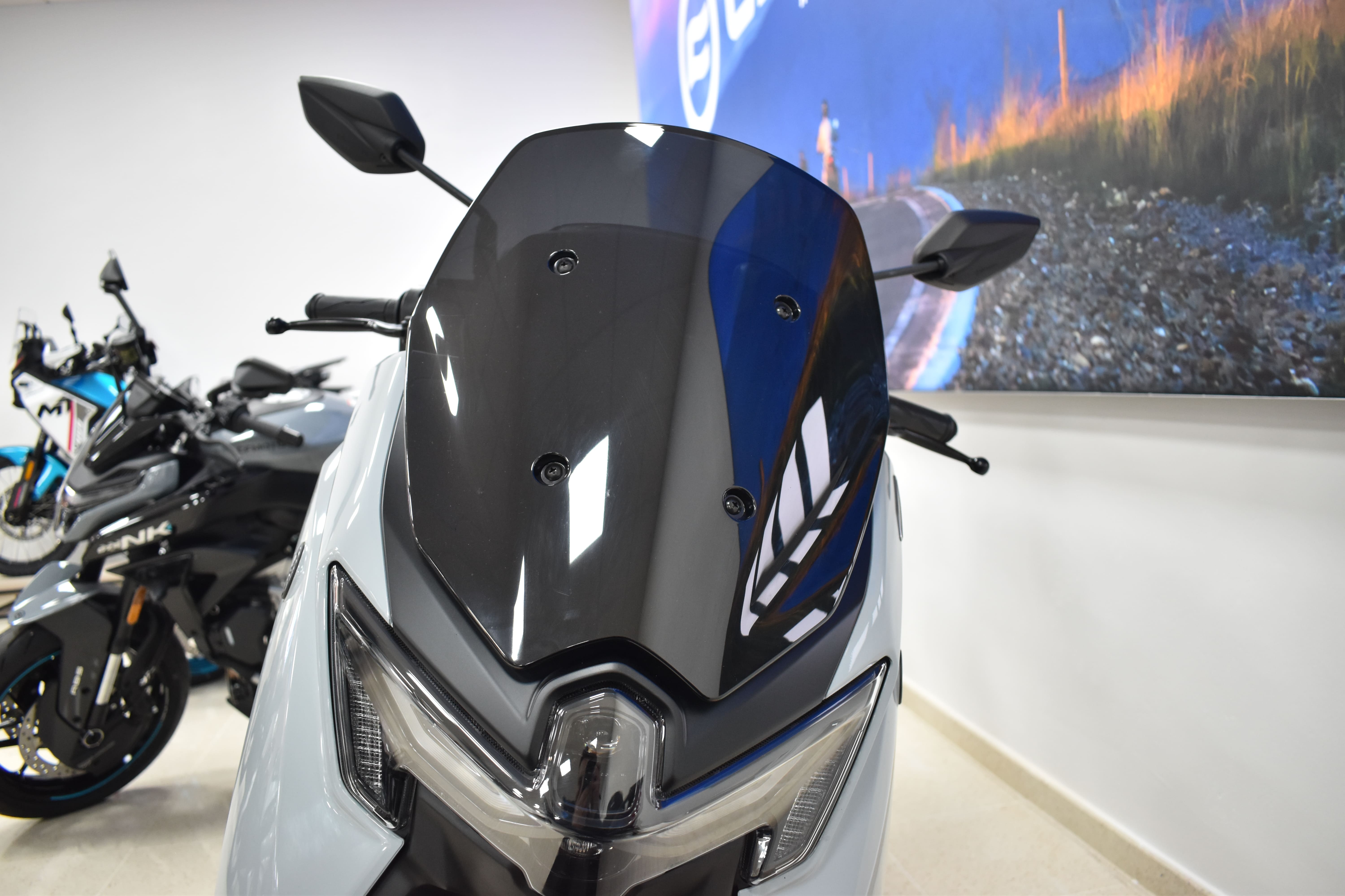 Imagen de YAMAHA NMAX TECH MAX
