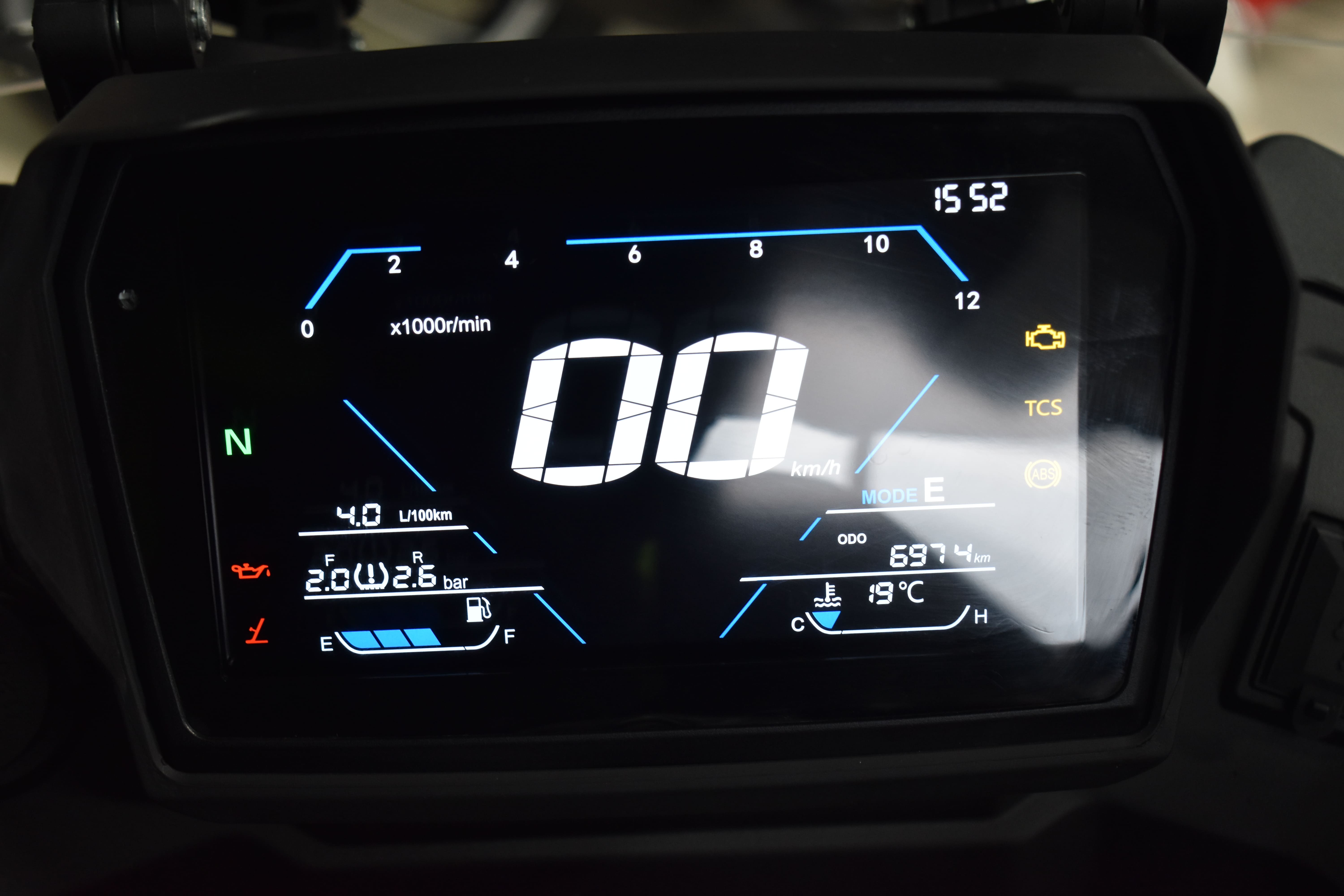 Imagen de VOGE 525 DSX