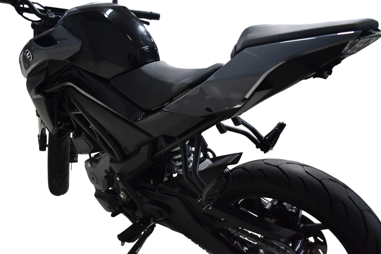 Imagen de CFMOTO 300 NK E5