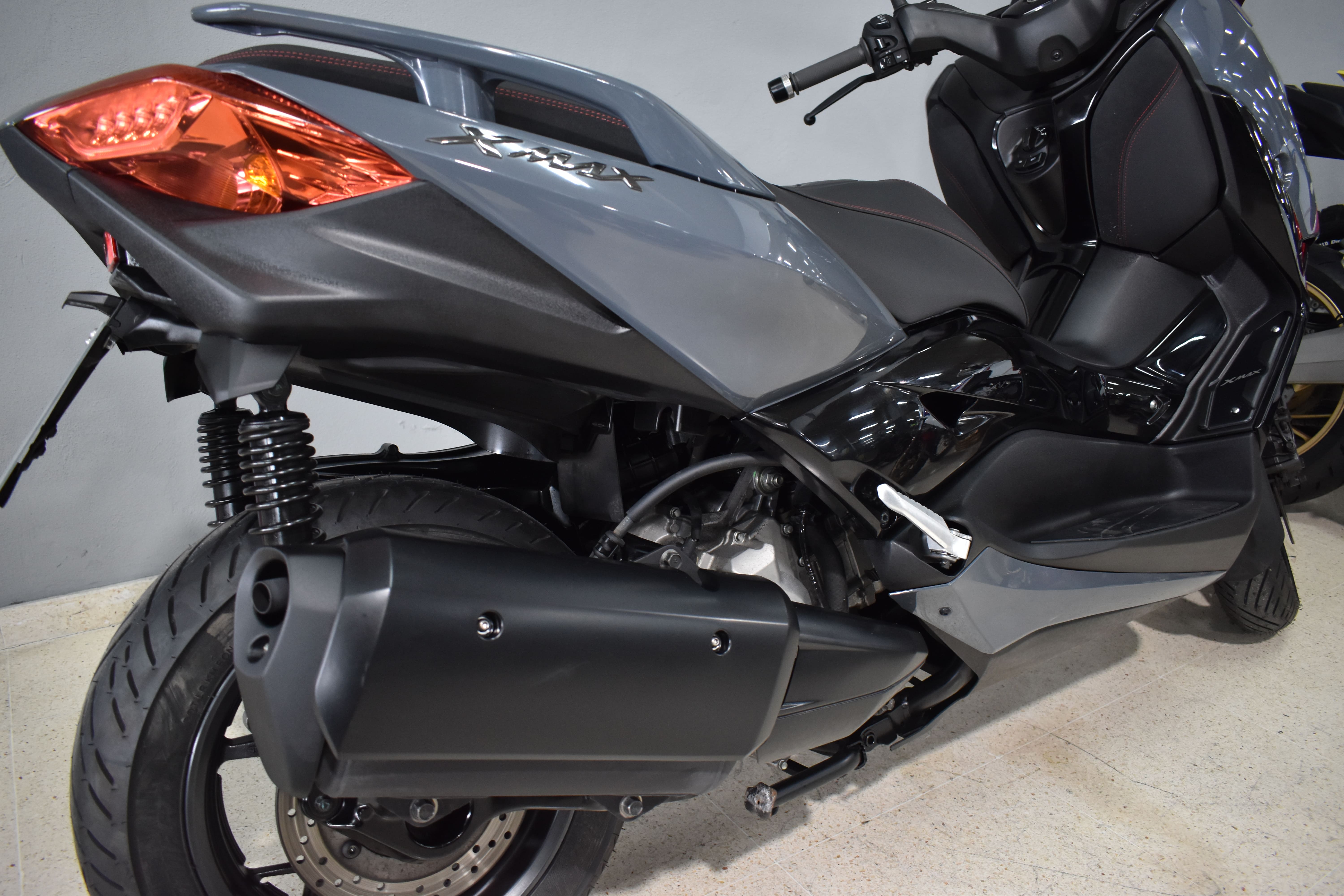 Imagen de YAMAHA XMAX 300 TECH MAX