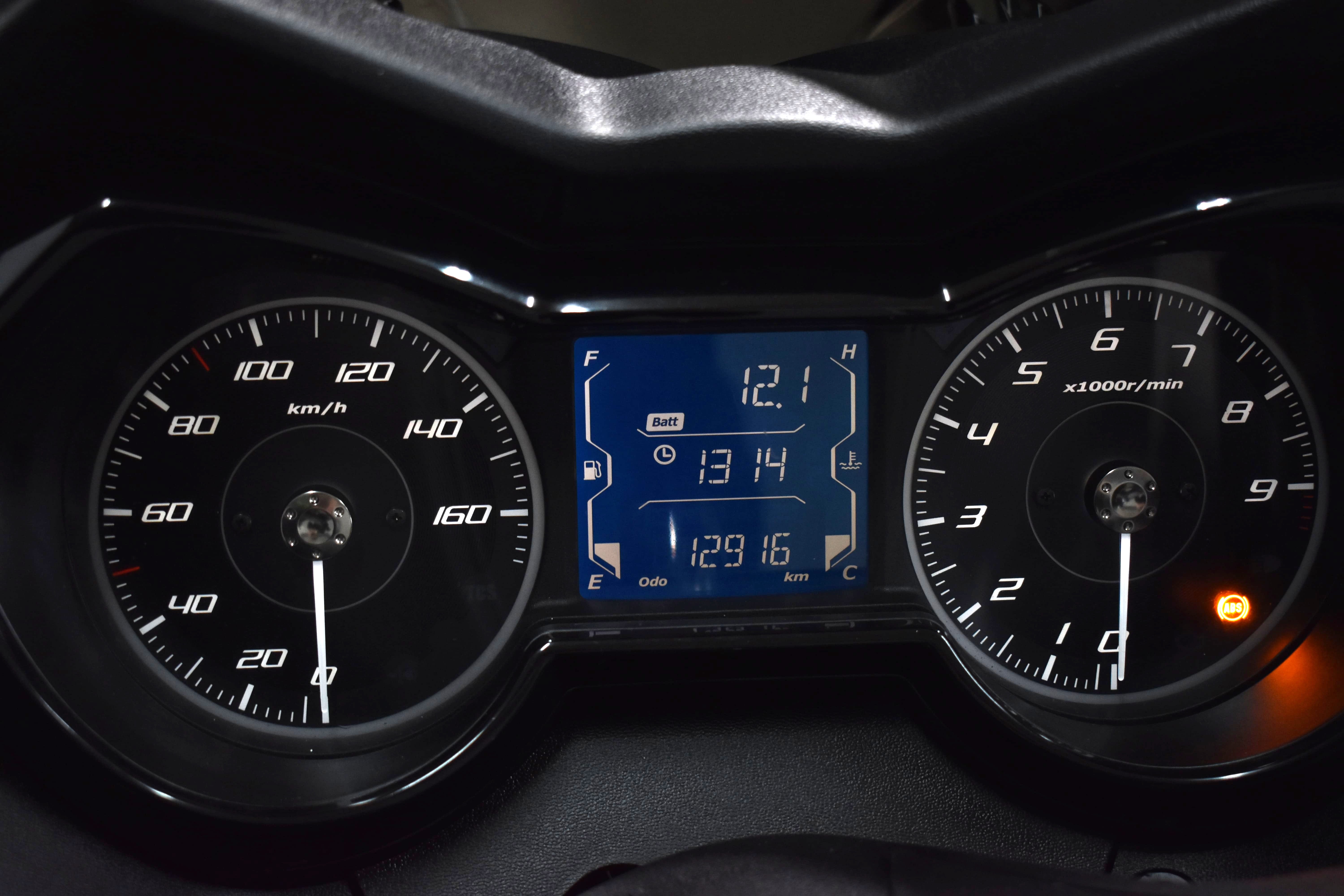 Imagen de YAMAHA XMAX 300 TECH MAX