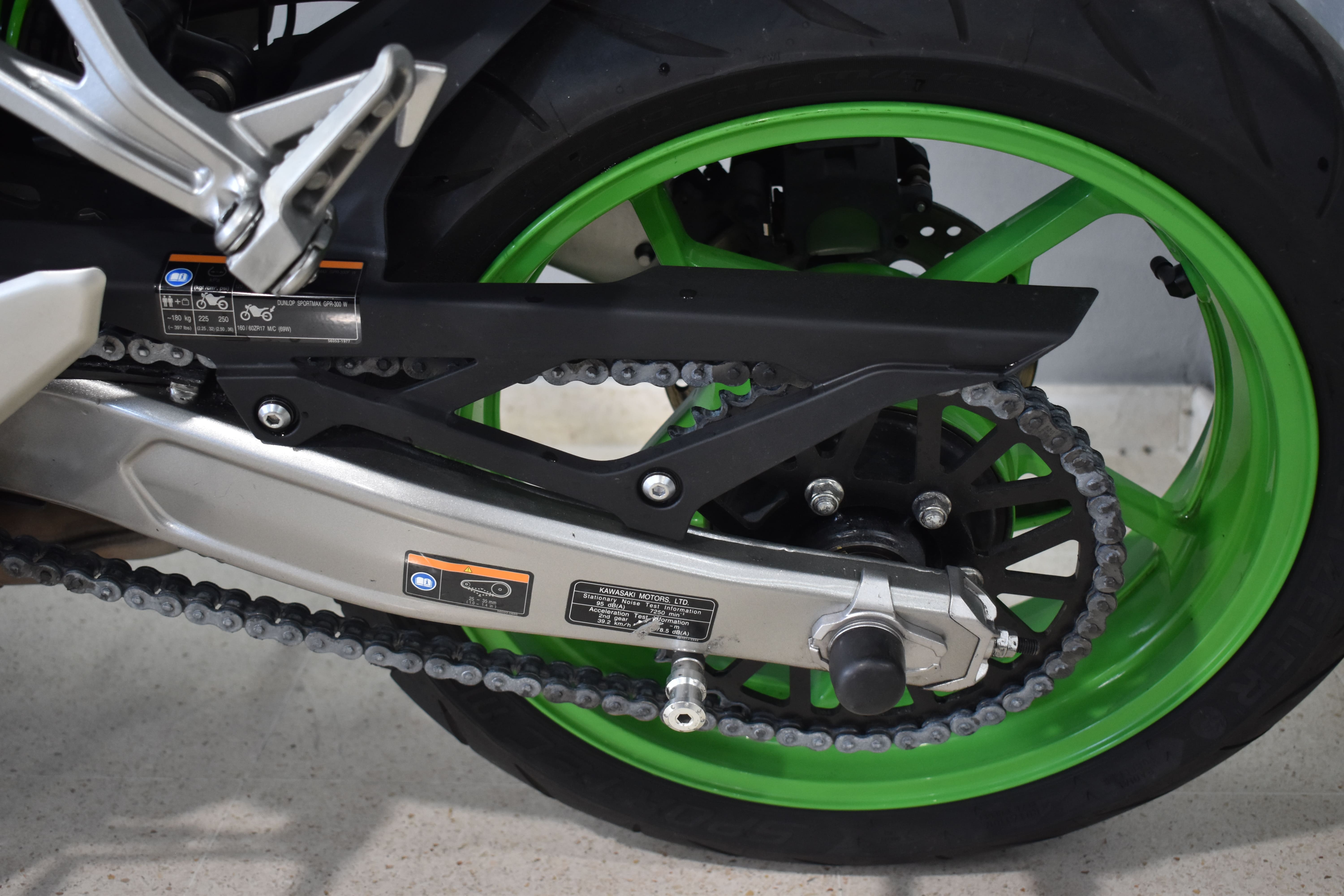 Imagen de KAWASAKI NINJA ZX4RR 40TH