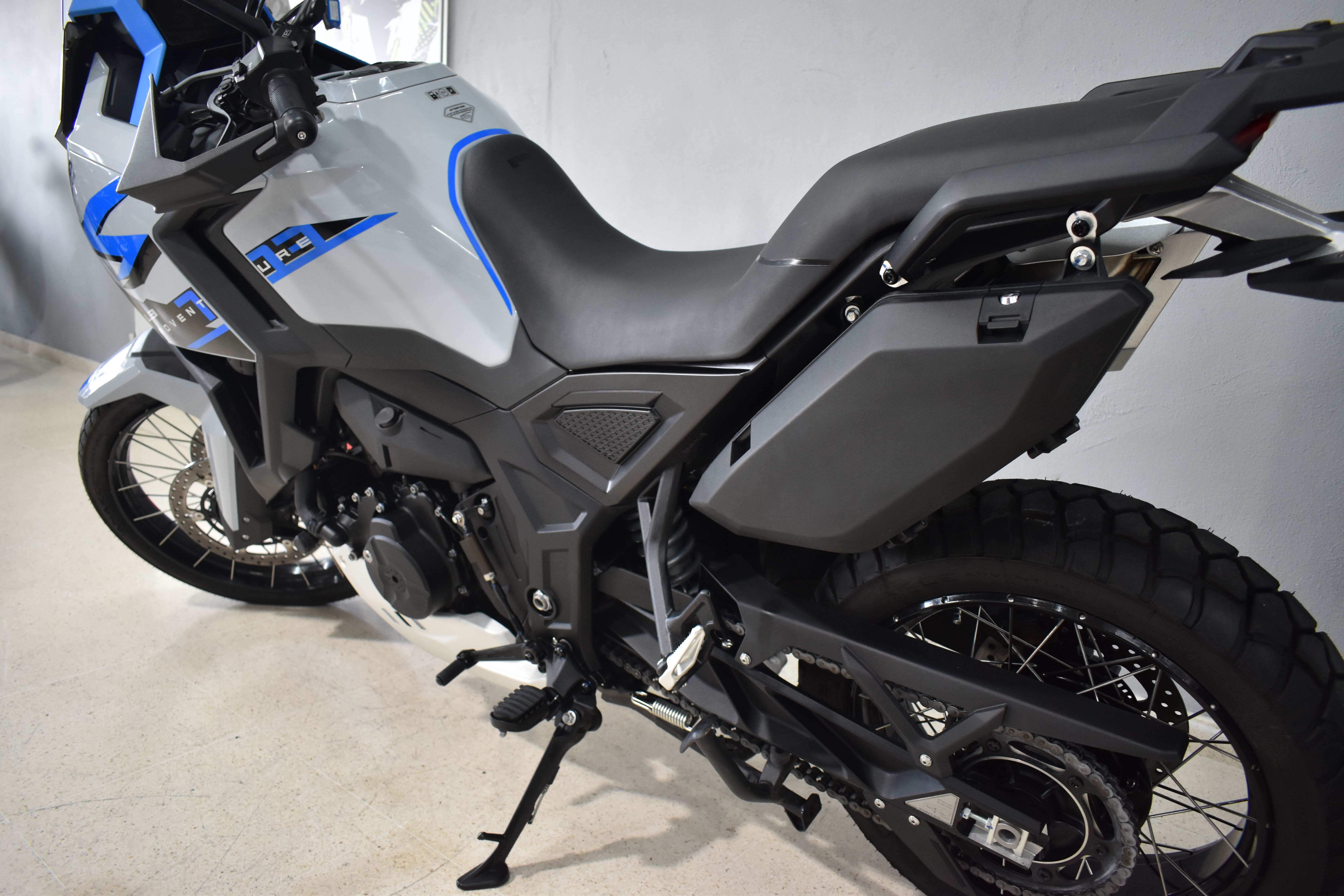 Imagen de ZONTES 703F 21"