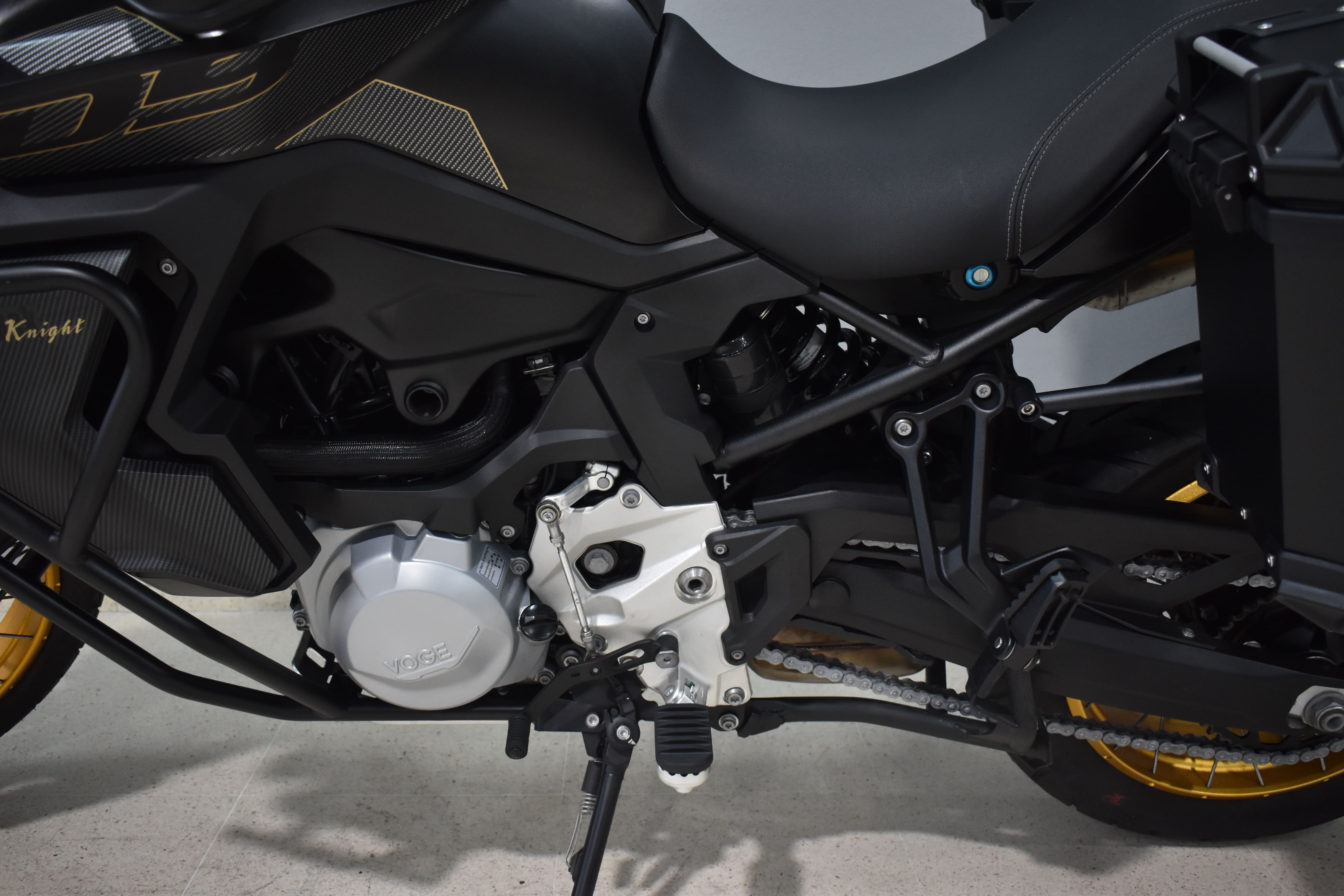 Imagen de VOGE 900 DSX