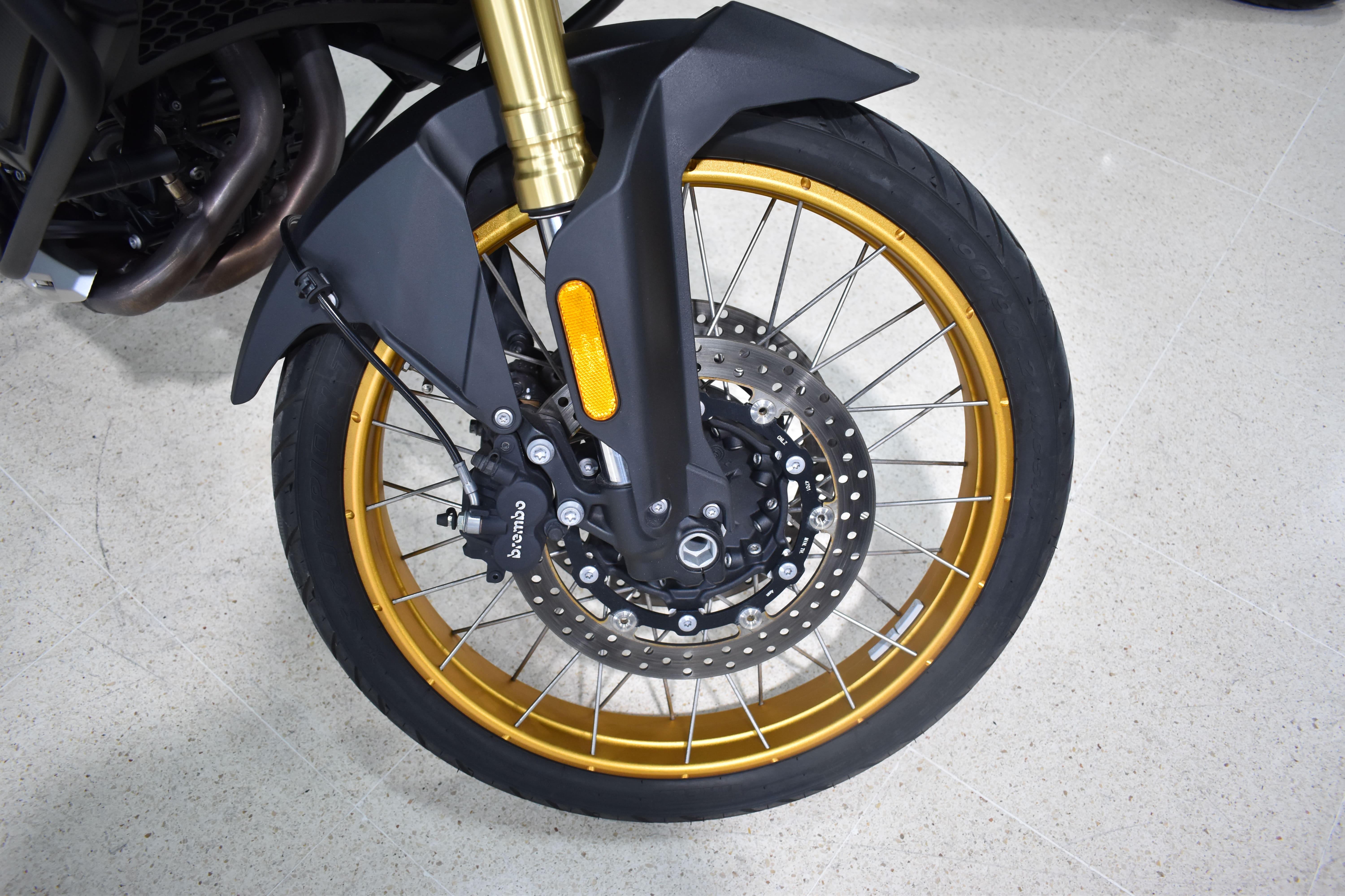 Imagen de VOGE 900 DSX