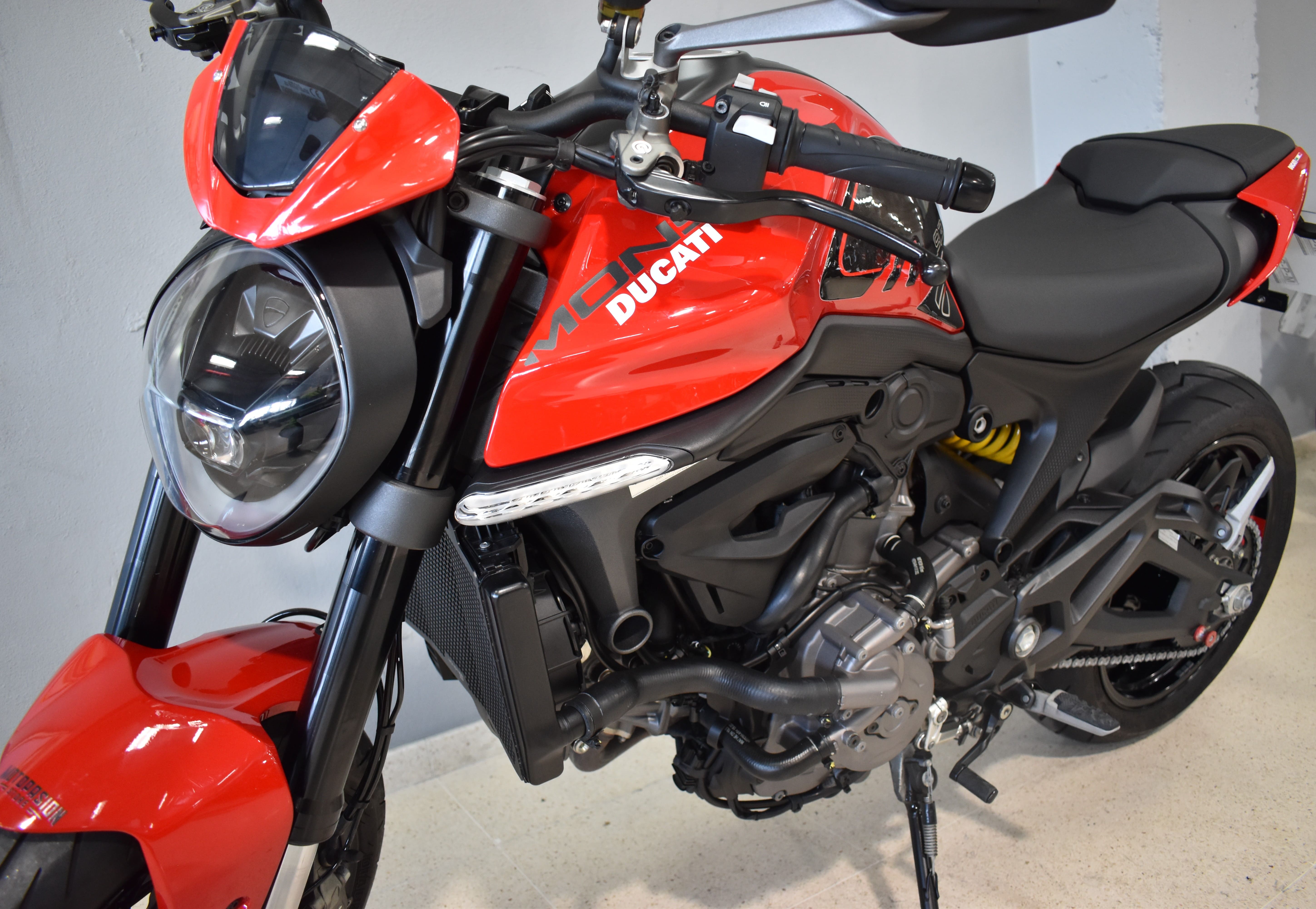 Imagen de DUCATI MONSTER 937