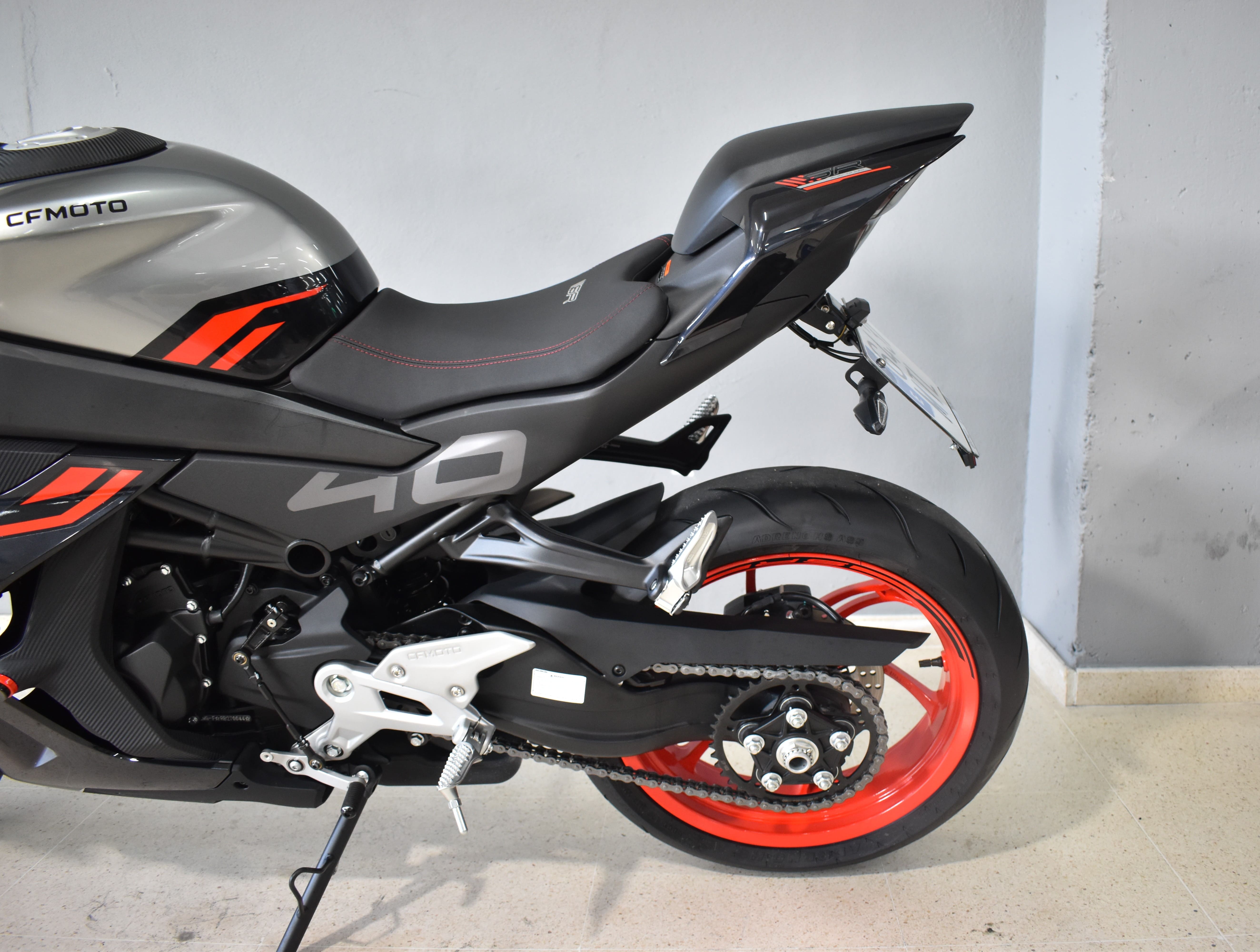 Imagen de CFMOTO 450 SR S