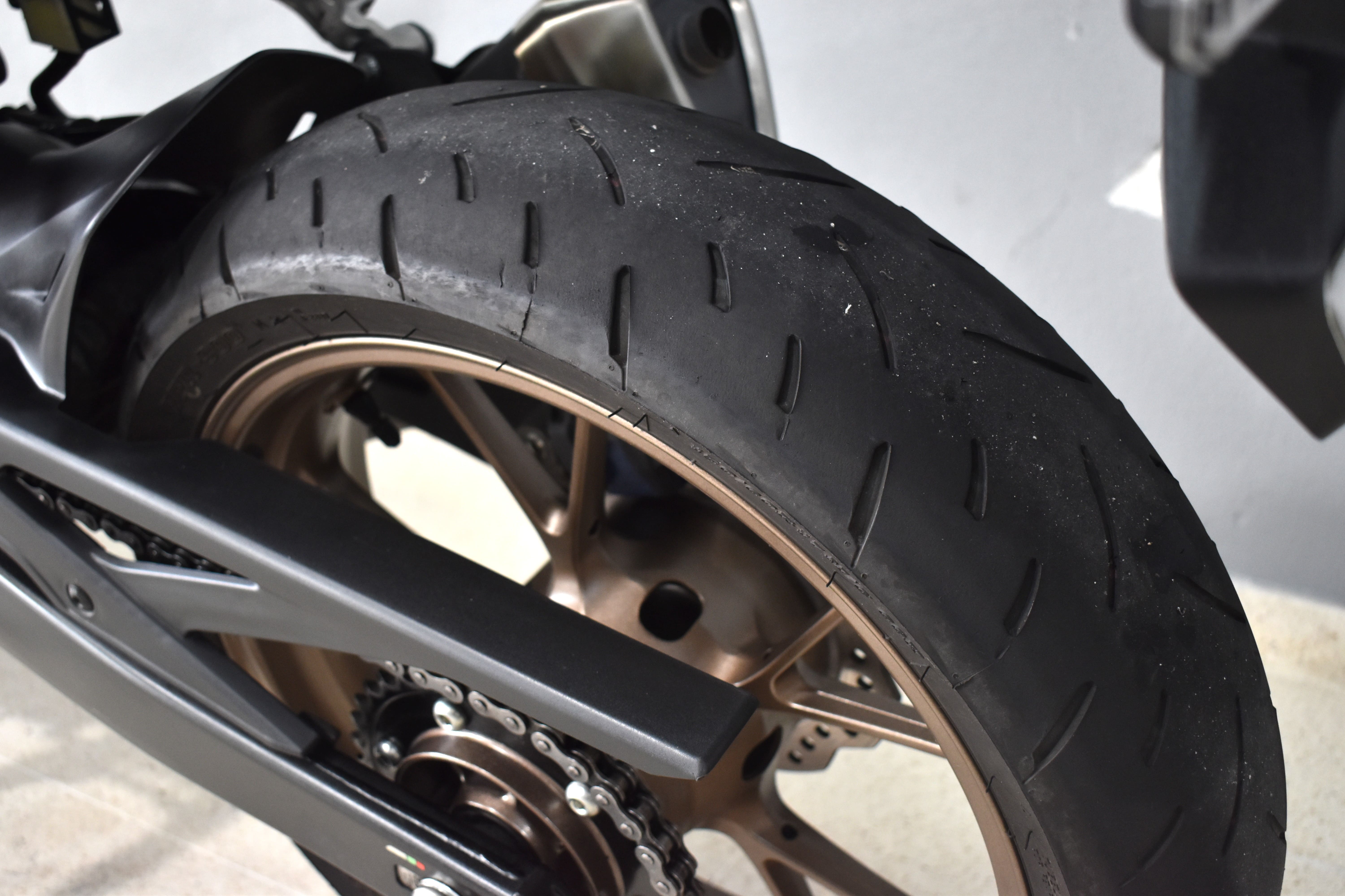 Imagen de HONDA CB300R