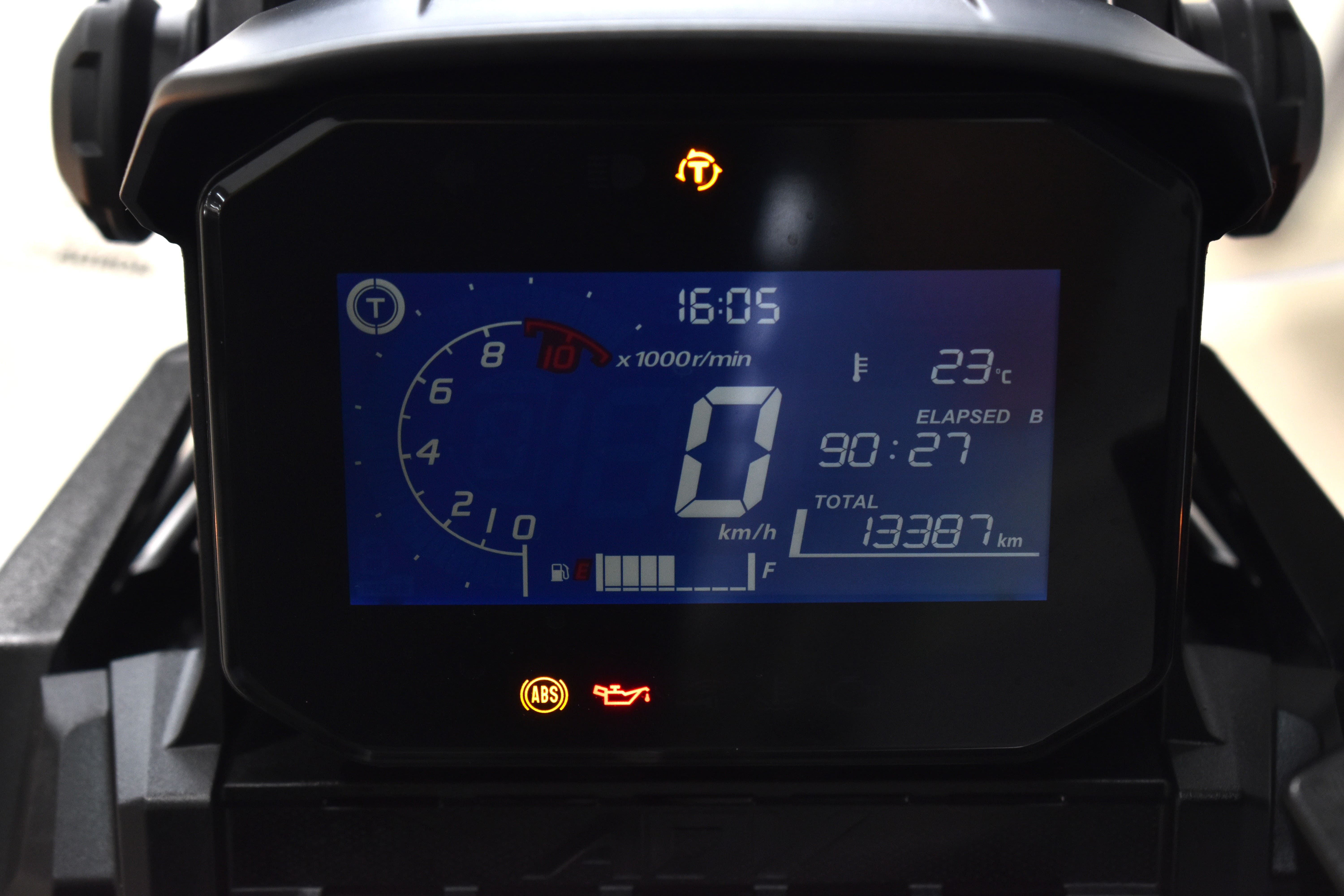 Imagen de HONDA ADV 350