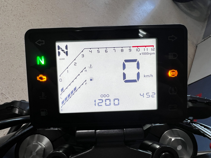 Imagen de ZONTES U1 125 LCD E5+ - MATT BLUE/ ORANGE