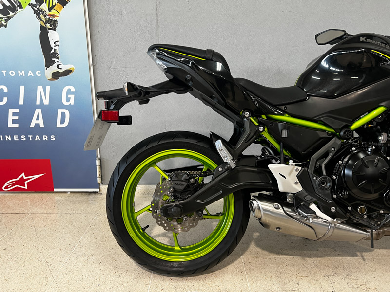 Imagen de KAWASAKI Z 650 ABS 21 - NEGRO