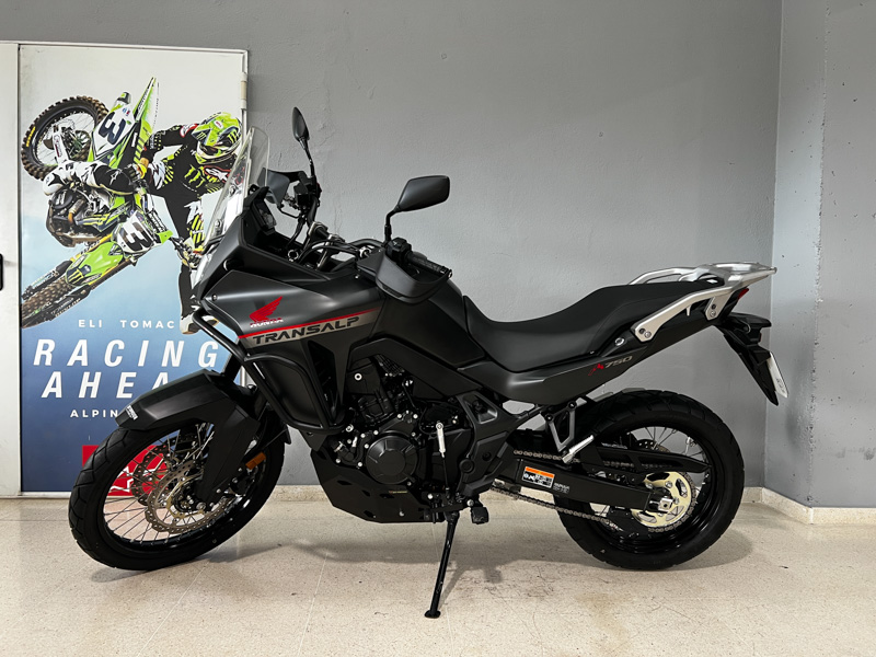 Imagen de HONDA TRANSALP TRANSALP 750 2023 (XL750P) - NEGRO MATE