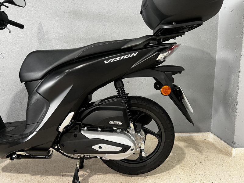 Imagen de HONDA VISION 110 2025 (NSC110S) - NEGRO MATE METALICO