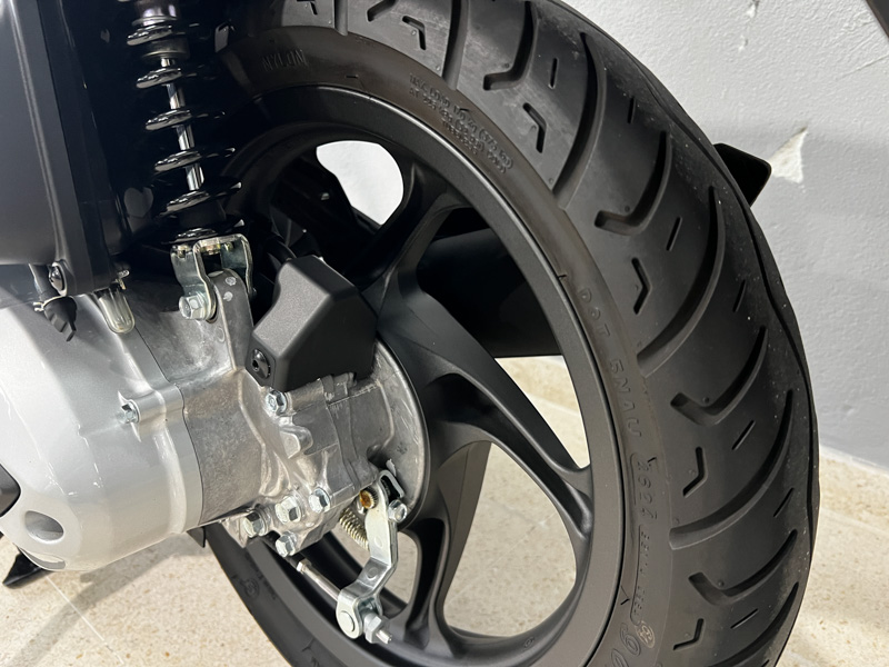 Imagen de HONDA VISION 110 2025 (NSC110S) - NEGRO MATE METALICO