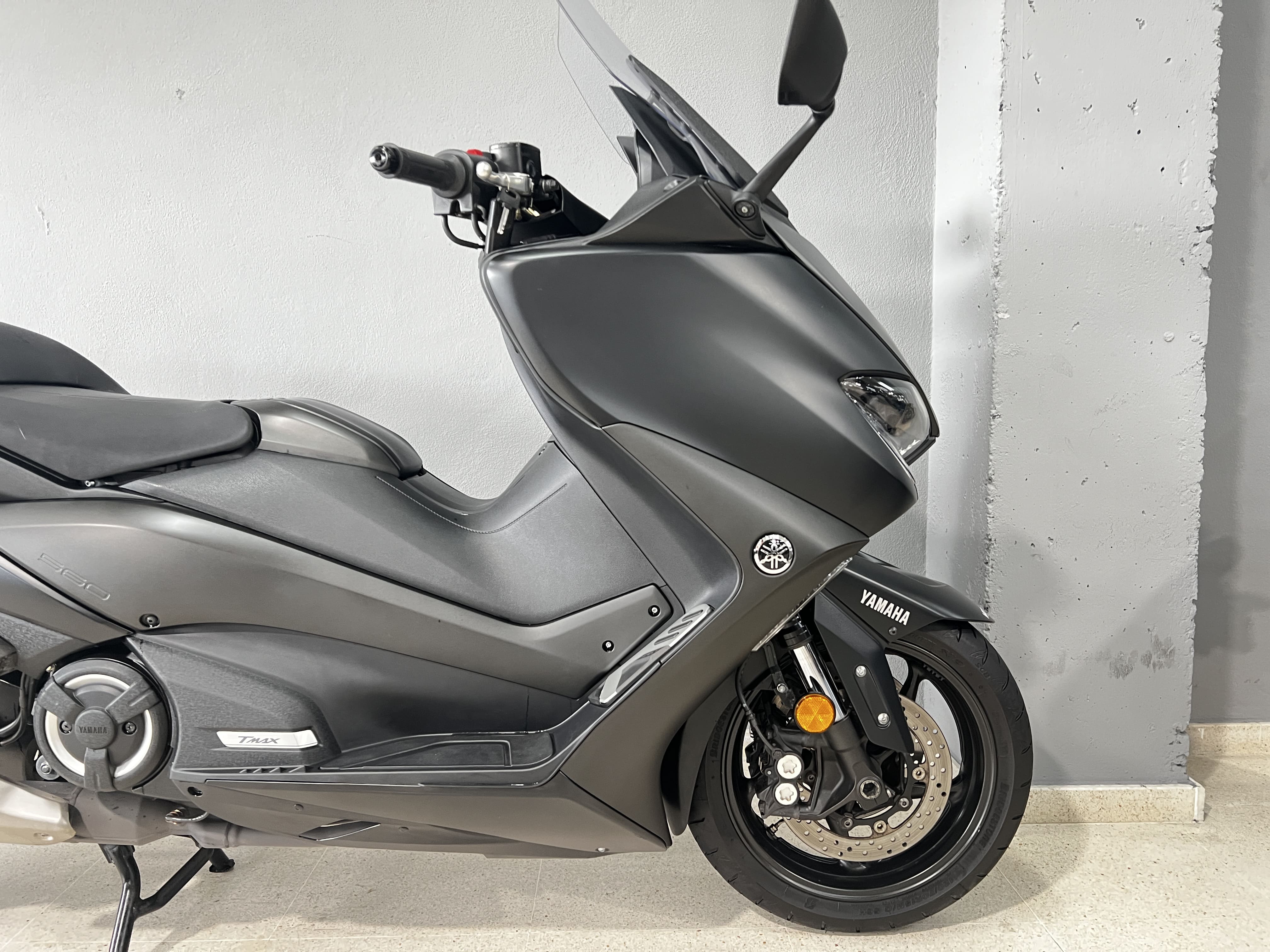 Imagen de YAMAHA T MAX 560