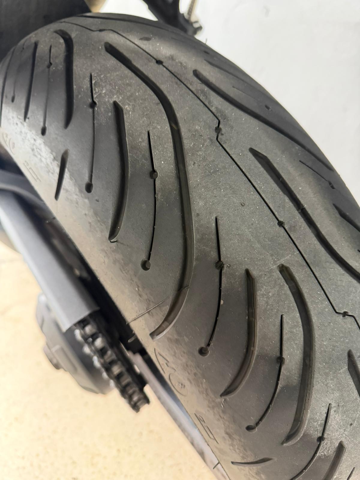 Imagen de TRIUMPH SPEED TRIPLE 1050
