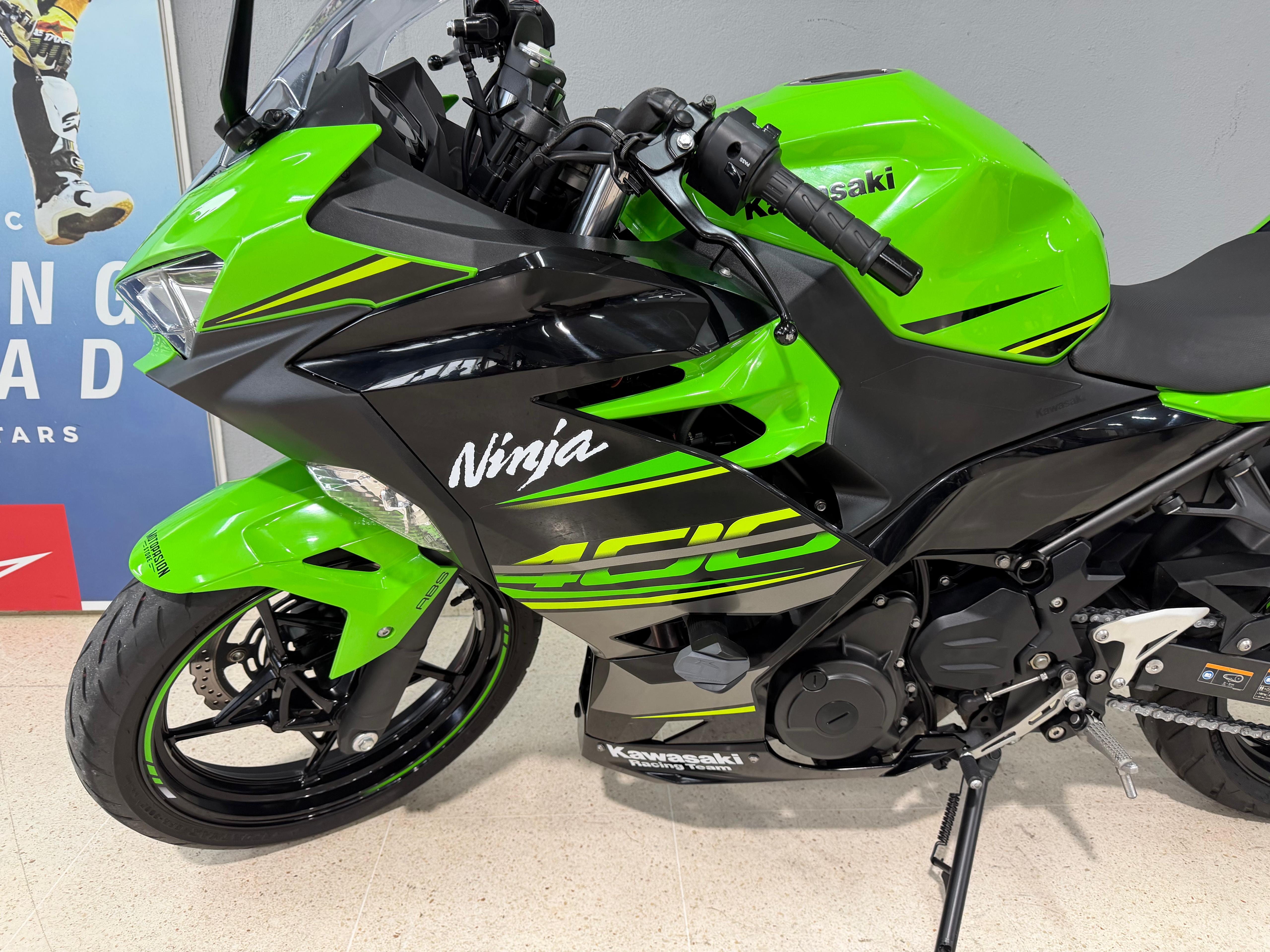 Foto 5 de KAWASAKI NINJA 400 Imagen de KAWASAKI NINJA 400