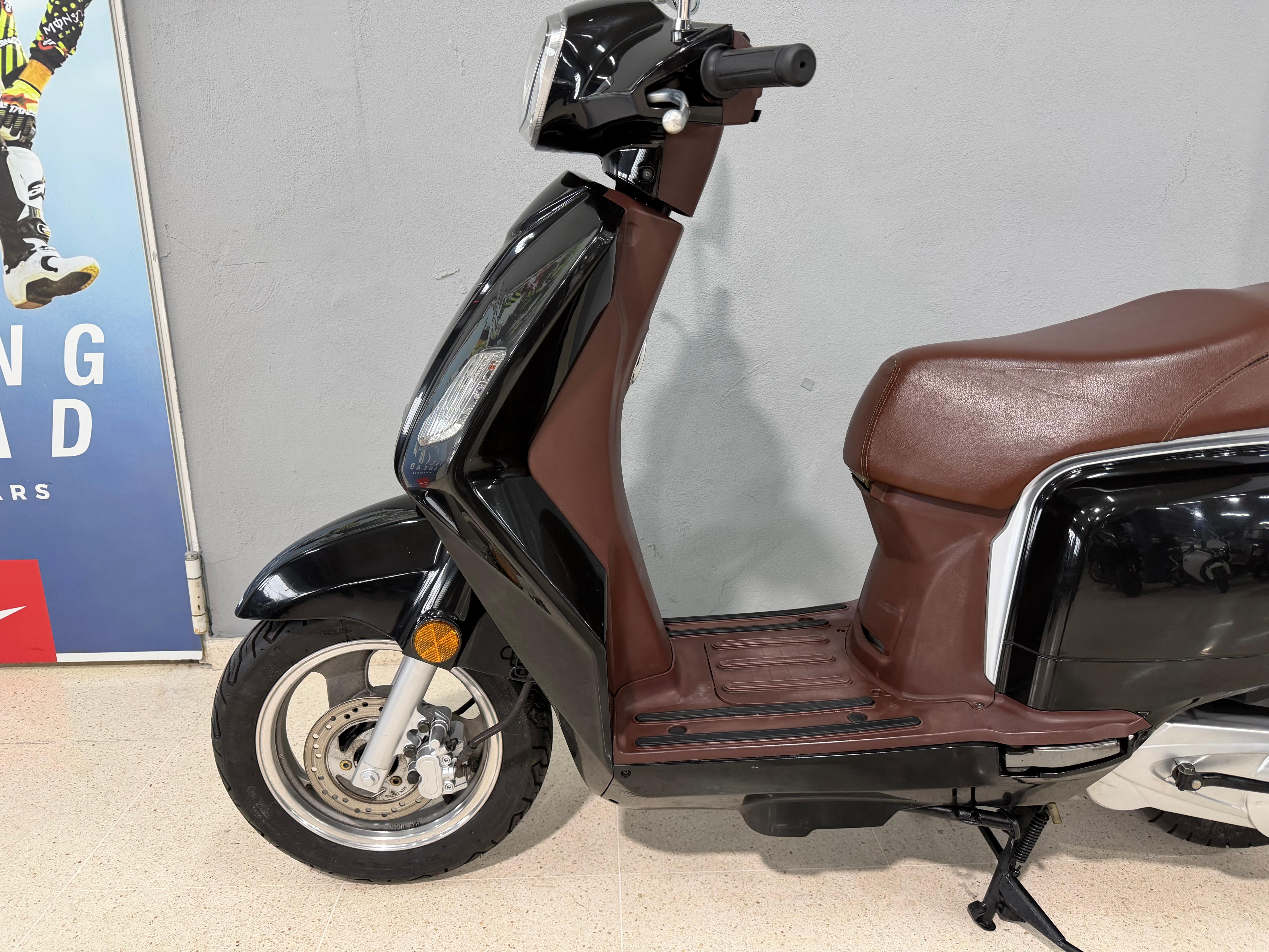 Foto 5 de KEEWAY ZAHARA 125 Imagen de KEEWAY ZAHARA 125