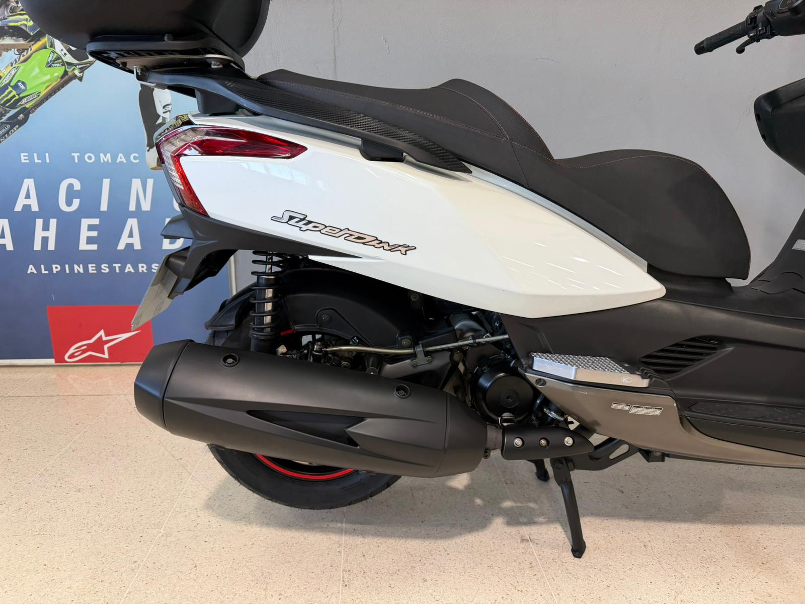 Imagen de KYMCO SUPER DINK 300