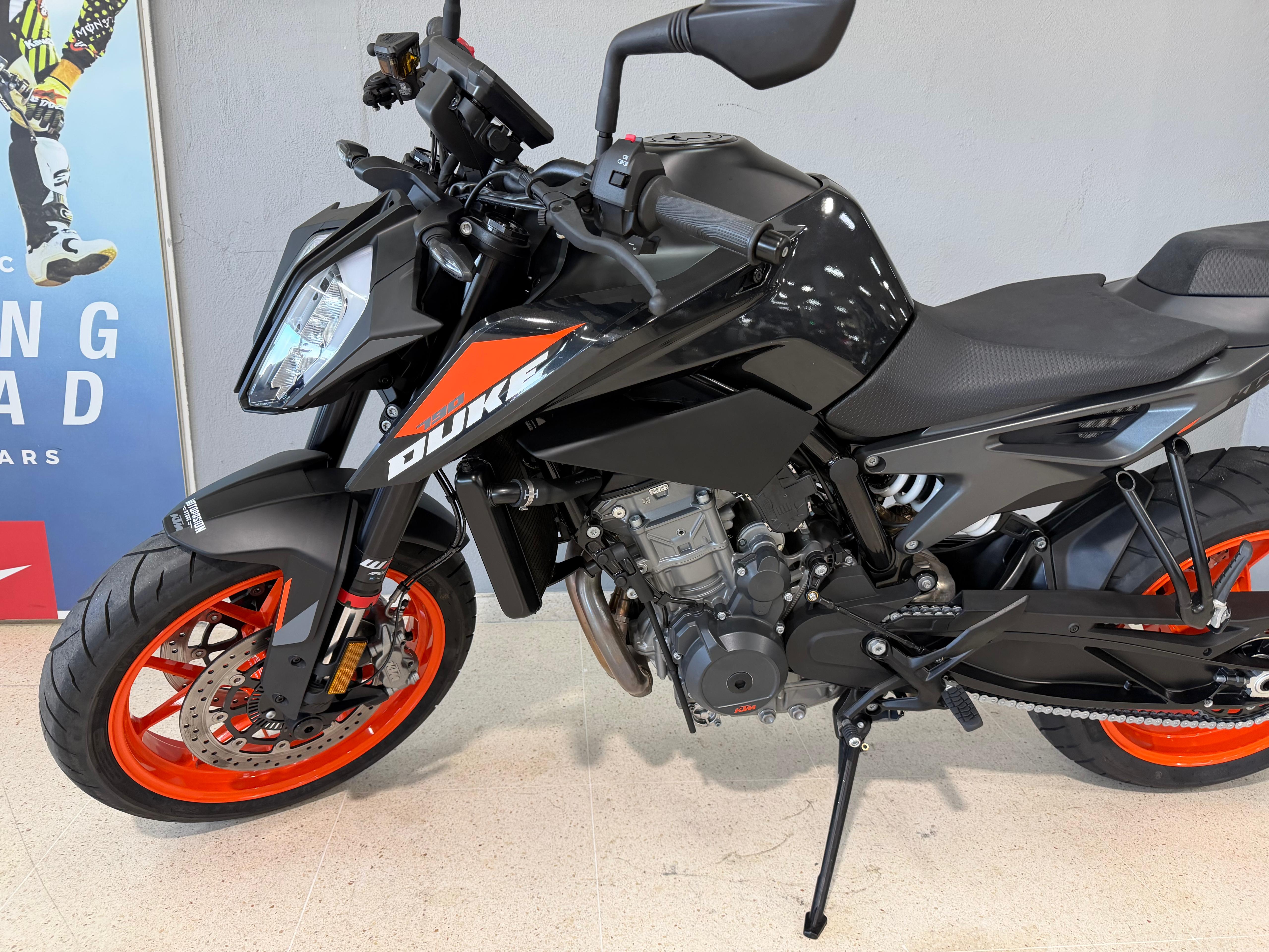 Imagen de KTM 790 DUKE