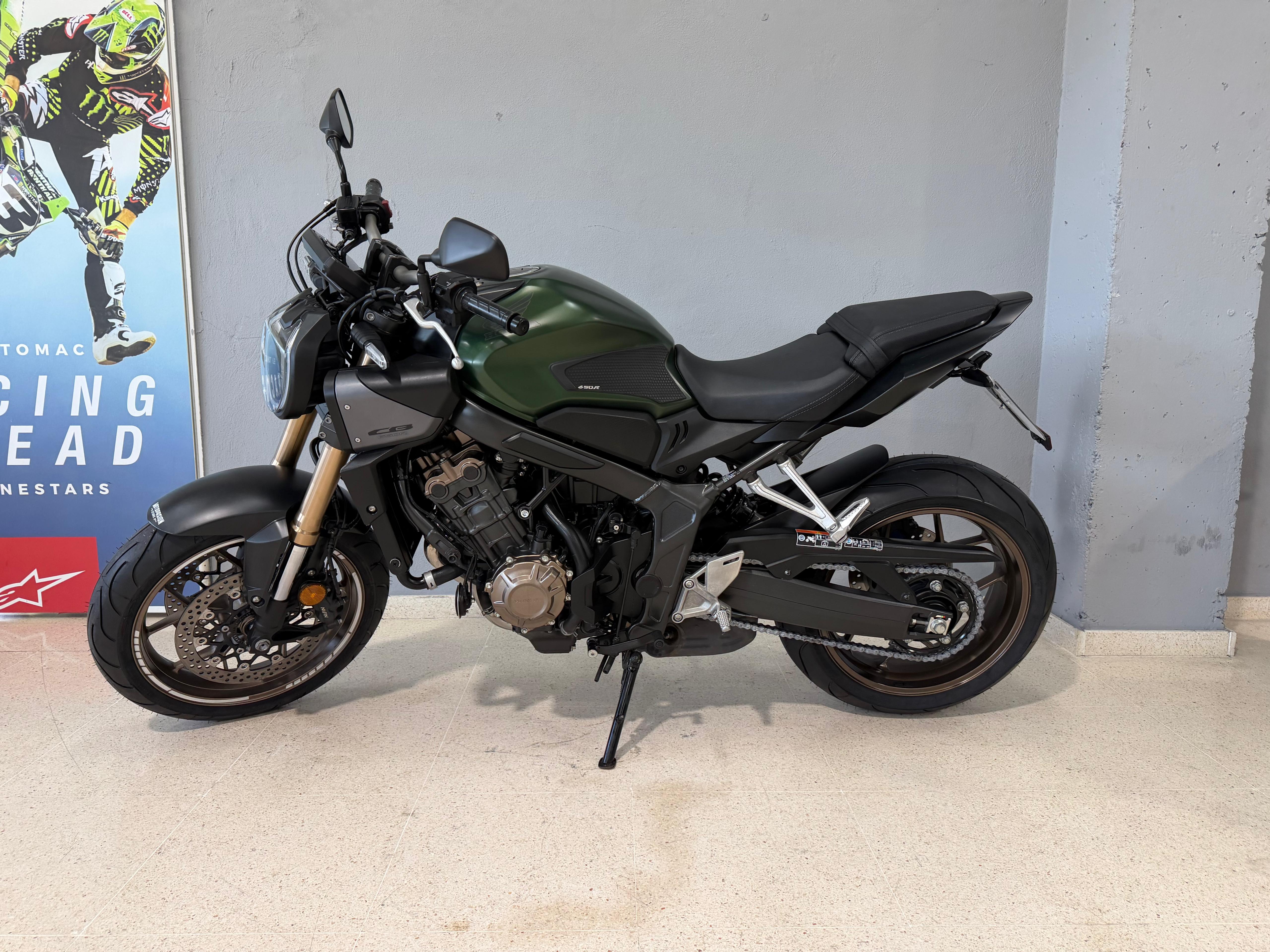 Imagen de HONDA CB650R